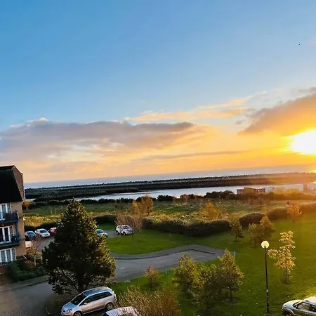 Workers Retreat - Sea View & Parking Villa Hartlepool Exterior photo